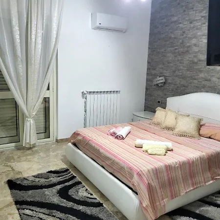Apartment Mariarita *